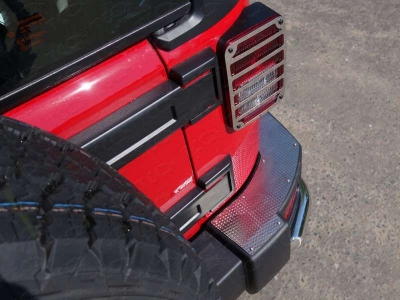 Накладки на задние фонари шлифованные ТСС для Jeep Wrangler 5D 2010-2018