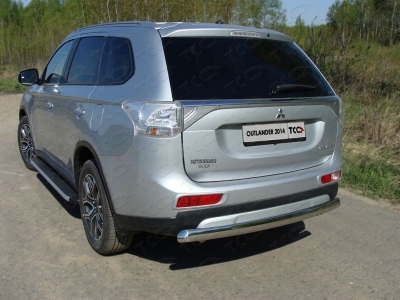 Защита заднего бампера овальная овальная 75х42 мм ТСС для Mitsubishi Outlander 2014-2015