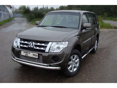 Накладка решётки радиатора 16 мм ТСС для Mitsubishi Pajero 4 2011-2014