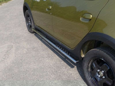 Пороги труба овальная с проступью 75х42 мм ТСС для Renault Sandero Stepway 2014-2018