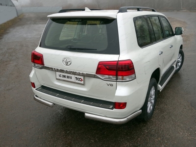 Защита задняя овальные уголки 75х42 мм ТСС для Toyota Land Cruiser 200 2015-2021