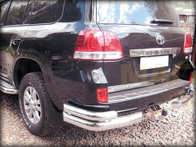 Защита задняя двойные уголки 101-60 мм для Toyota Land Cruiser 200 2007-2011