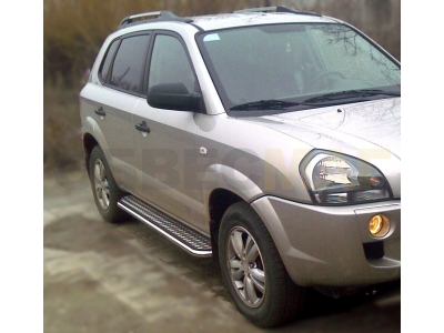 Пороги с площадкой алюминиевый лист 60 мм Технотек для Hyundai Tucson 2004-2010
