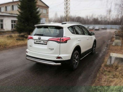 Защита заднего бампера овальная 75х42 мм ТСС для Toyota RAV4 2015-2019