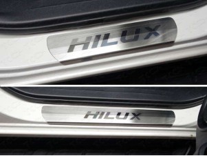 Накладки на пороги с надписью Hilux шлифованный лист для Toyota Hilux № TOYHILUX15-33